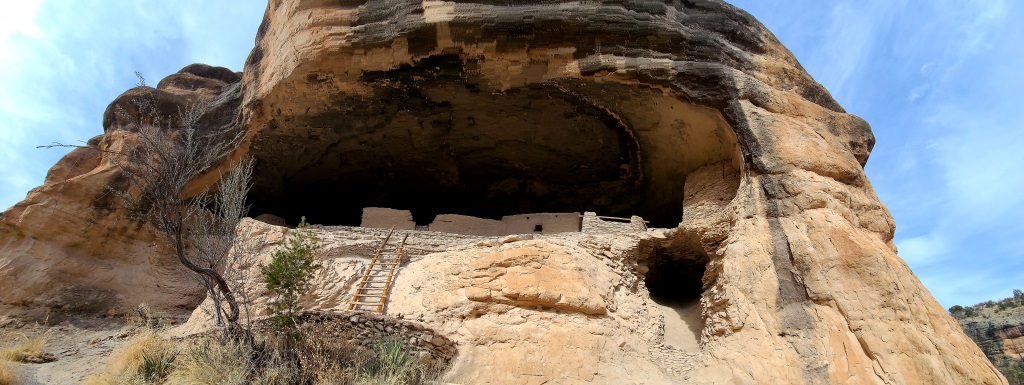 GILA CLIFF DWELLINGS